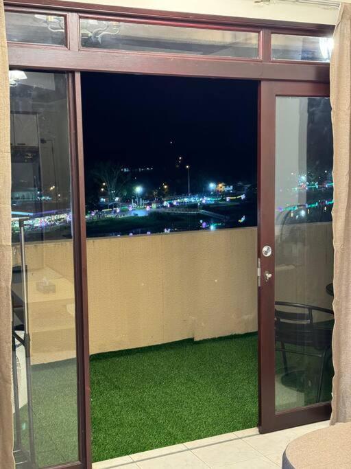 Riverview Home @Waterfront Kch Kuching Esterno foto